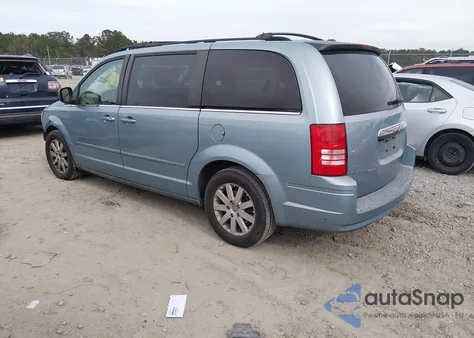 2008 Chrysler Town & Country Touring from USA, damaged, VIN 2A8HR54P78R674220